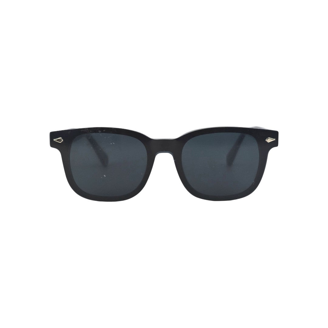 Pica Clip marco óptico acetato Negro clip-on sol - Buhu Eyewear - en uso diario