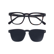 Valdivia Clip marco óptico acetato Carey clip-on sol - Buhu Eyewear - en uso diario